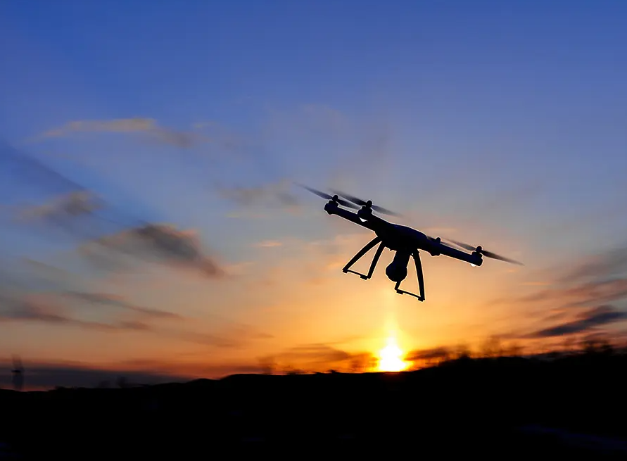 無人機航拍技術(shù)讓“環(huán)境違法”無處遁形(圖1) 無人機航拍技術(shù)讓“環(huán)境違法”無處遁形(圖1)