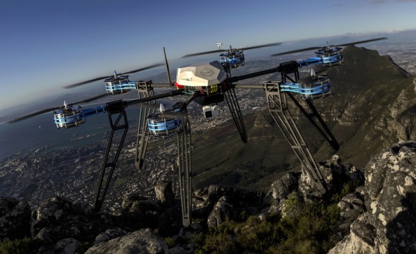 行業(yè)物資救援無人機提高救援工作的效率降低救援工作的風險(圖2) zaiz.jpg