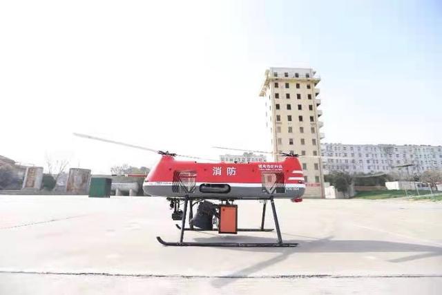 旋翼無人機(jī)實現(xiàn)了在百米以上高層建筑滅火(圖6) 旋翼無人機(jī)實現(xiàn)了在百米以上高層建筑滅火(圖6)