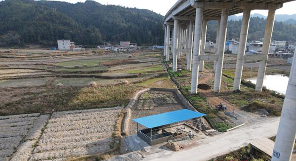 高速路管員巡邏用上千里眼無人機(jī),巡邏效率大大(圖3) 高速路管員巡邏用上千里眼無人機(jī),巡邏效率大大(圖3)