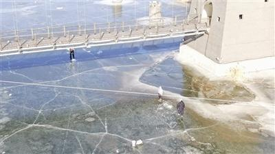 千里眼工業(yè)無人機保障入冬冰面人員安全(圖1) 千里眼工業(yè)無人機保障入冬冰面人員安全(圖1)