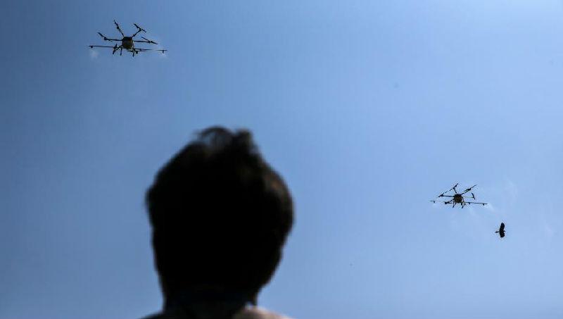 工業(yè)無人機(jī)亮相高空負(fù)責(zé)監(jiān)測大氣污染源(圖2) 工業(yè)無人機(jī)